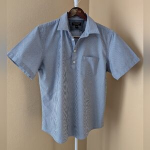 Banana Republic Men's Blue Pinstripe Button Down Shirt